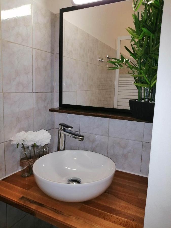 Alicia Apartment Camelas Ngoại thất bức ảnh