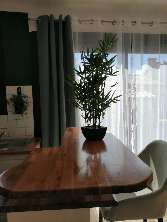 Alicia Apartment Camelas Ngoại thất bức ảnh